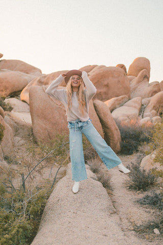 Free People Kinsey Crop Jeans in Light Wash Denim | Free People Kinsey Crop Jeans in Light Wash Denim | Clad & Cloth |  Bottom | Amazon | Instagram.